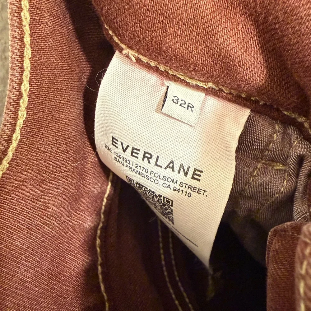 Everlane Women’s Burgundy Barrel Utility Pant - Picture 6 of 6